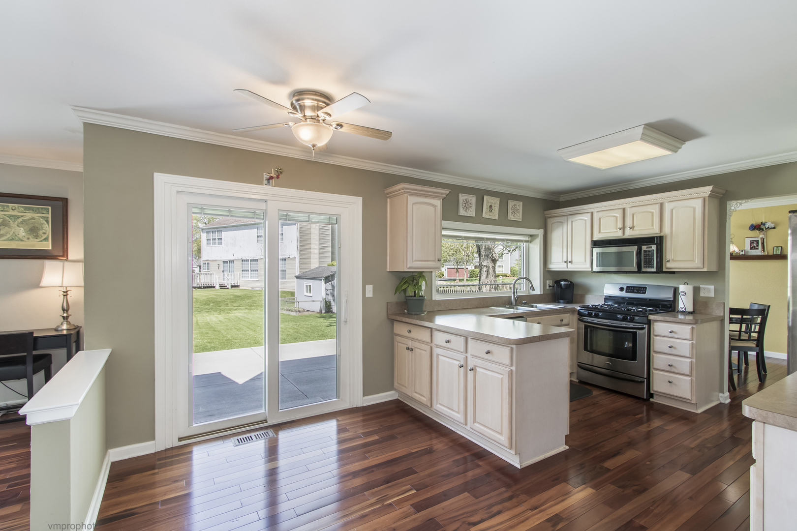2150 Cumberland Parkway, Algonquin, IL 60102