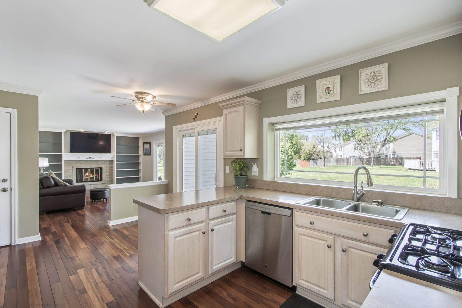 2150 Cumberland Parkway, Algonquin, IL 60102