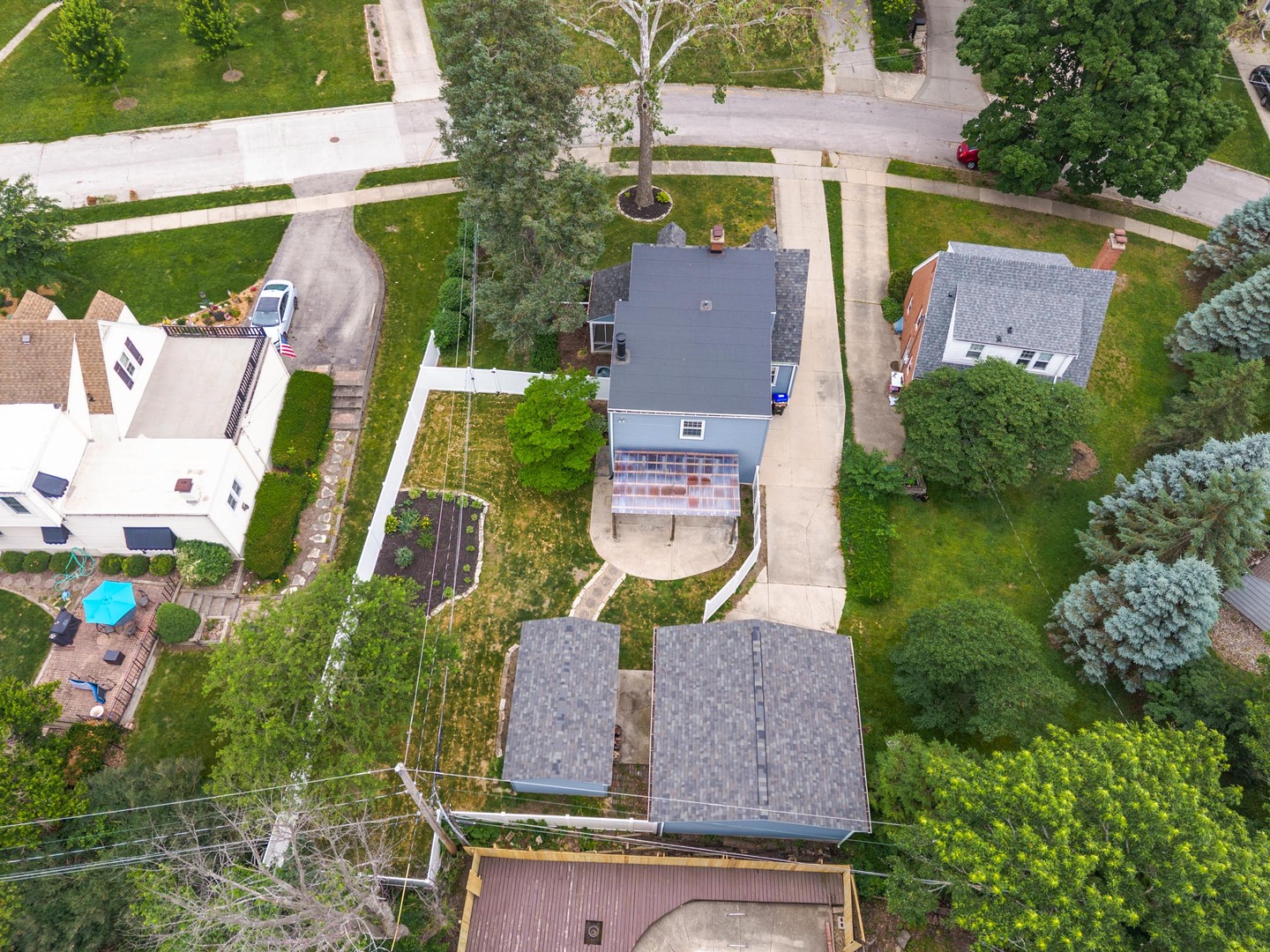 12 Norbloom Avenue, Bloomington, IL 61701
