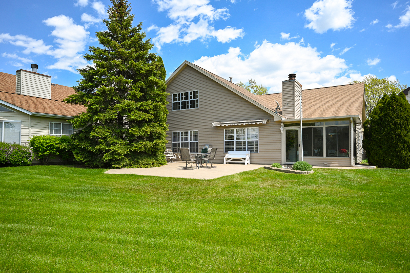 21068 W Hazelnut Lane, Plainfield, IL 60544