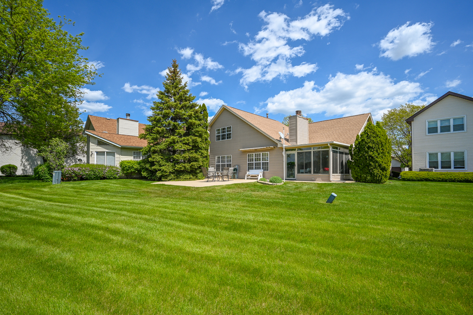 21068 W Hazelnut Lane, Plainfield, IL 60544