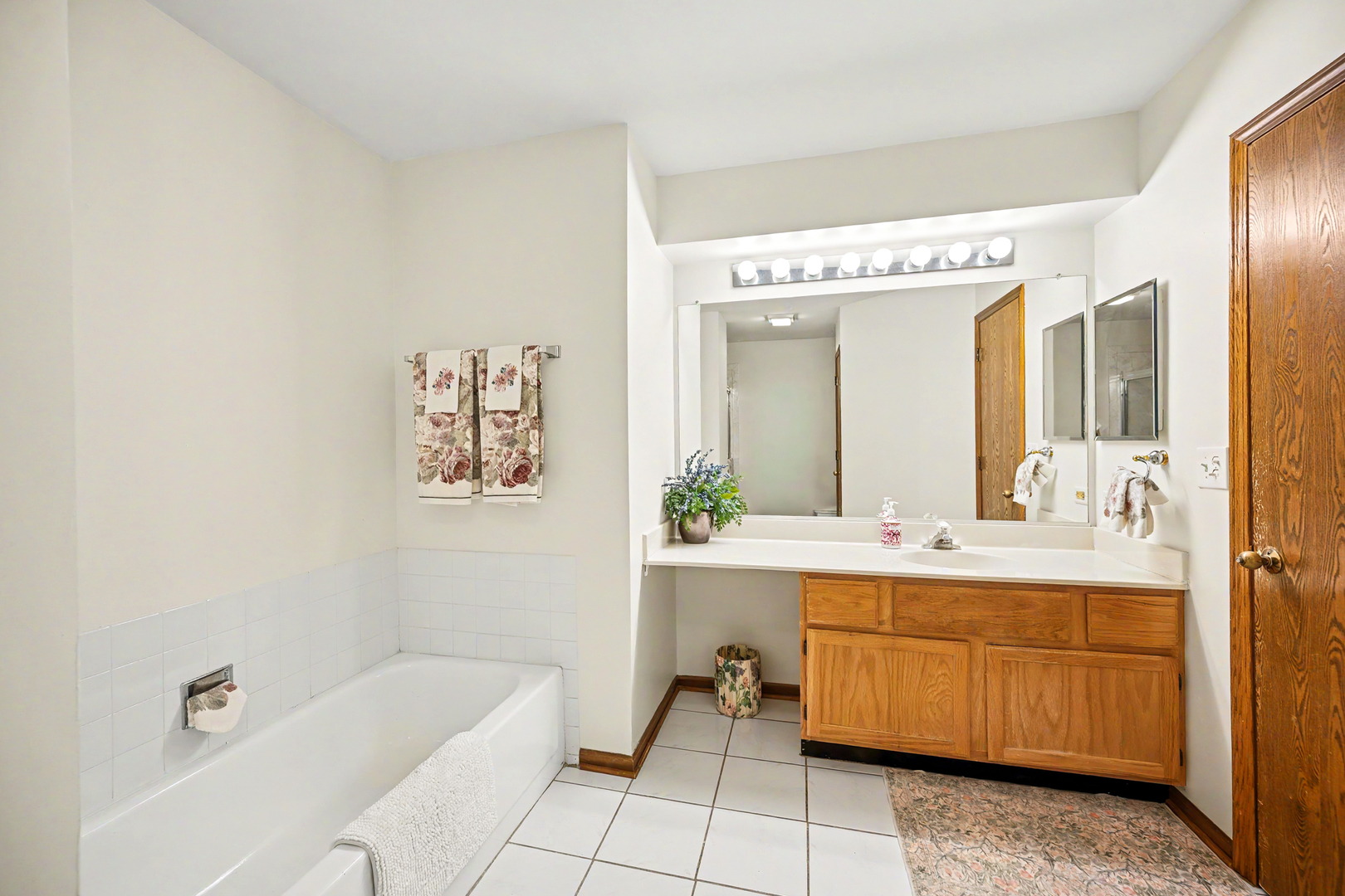 21068 W Hazelnut Lane, Plainfield, IL 60544