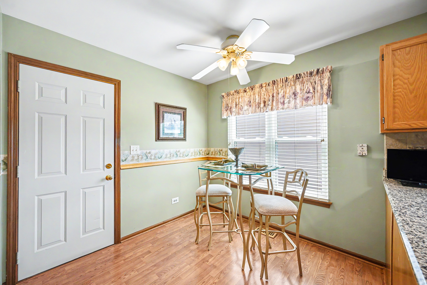 21068 W Hazelnut Lane, Plainfield, IL 60544