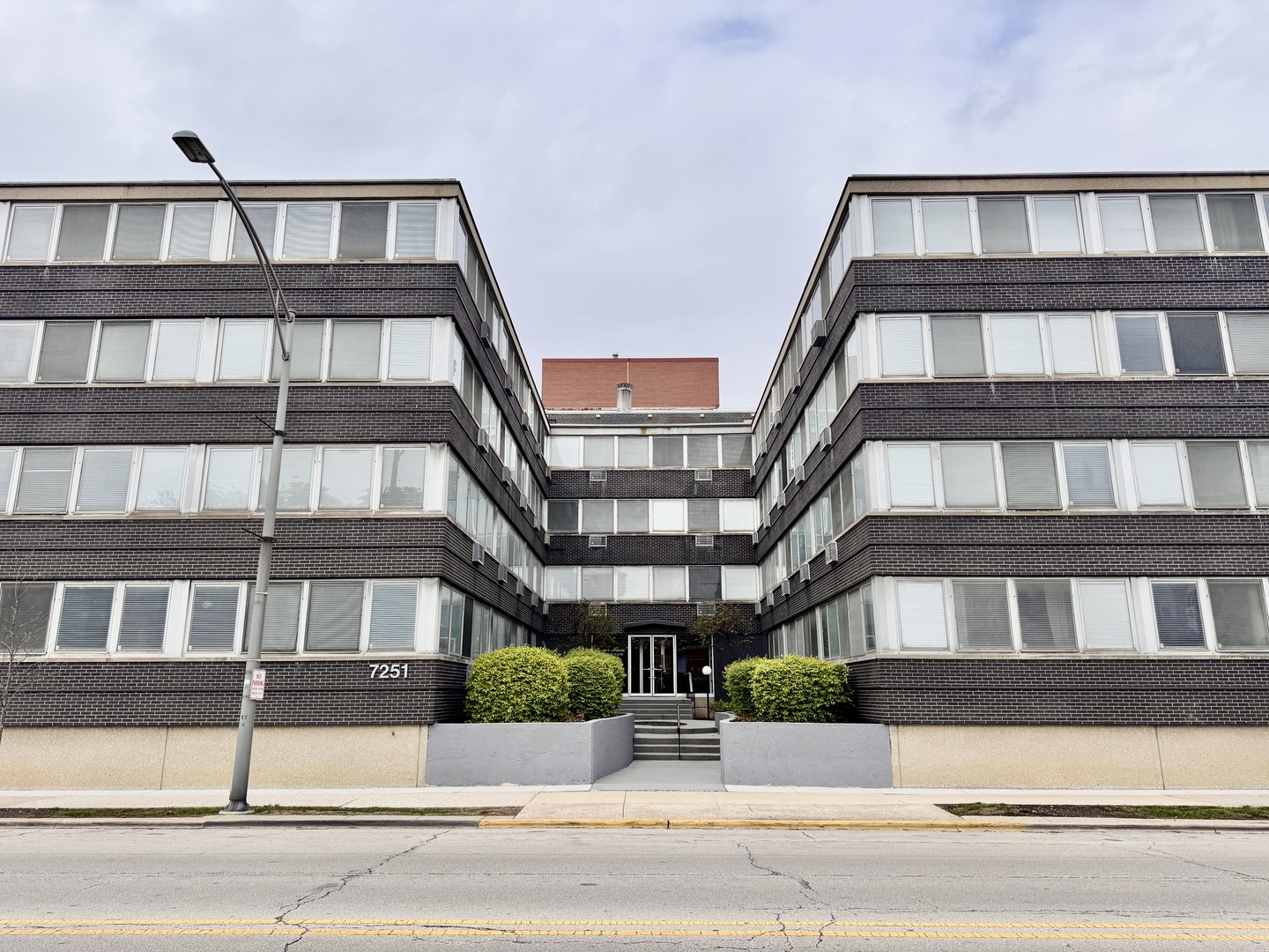 7251 Randolph Street #A2, Forest Park, IL 60130