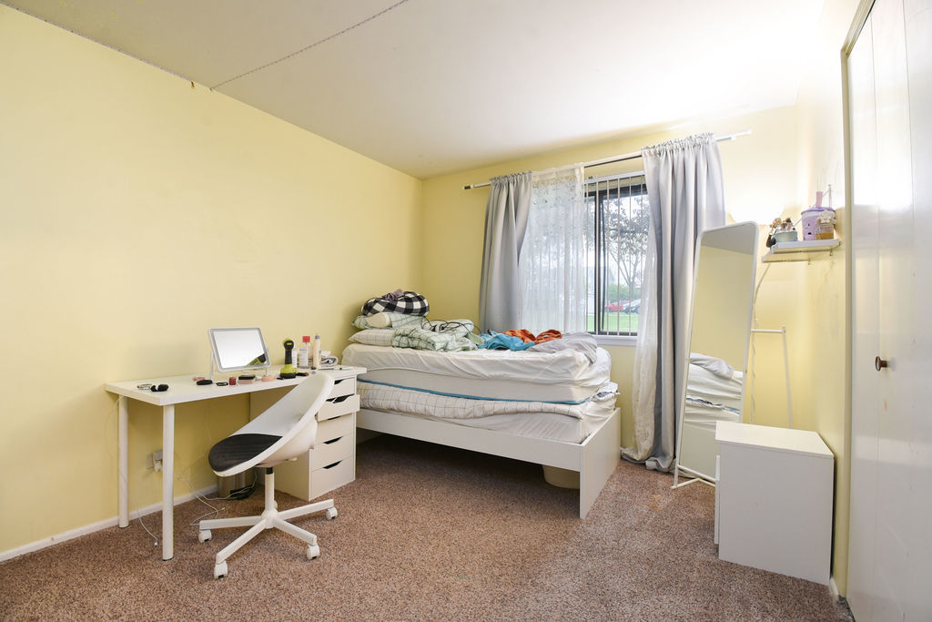 274 Elmwood Lane #A1, Schaumburg, IL 60193
