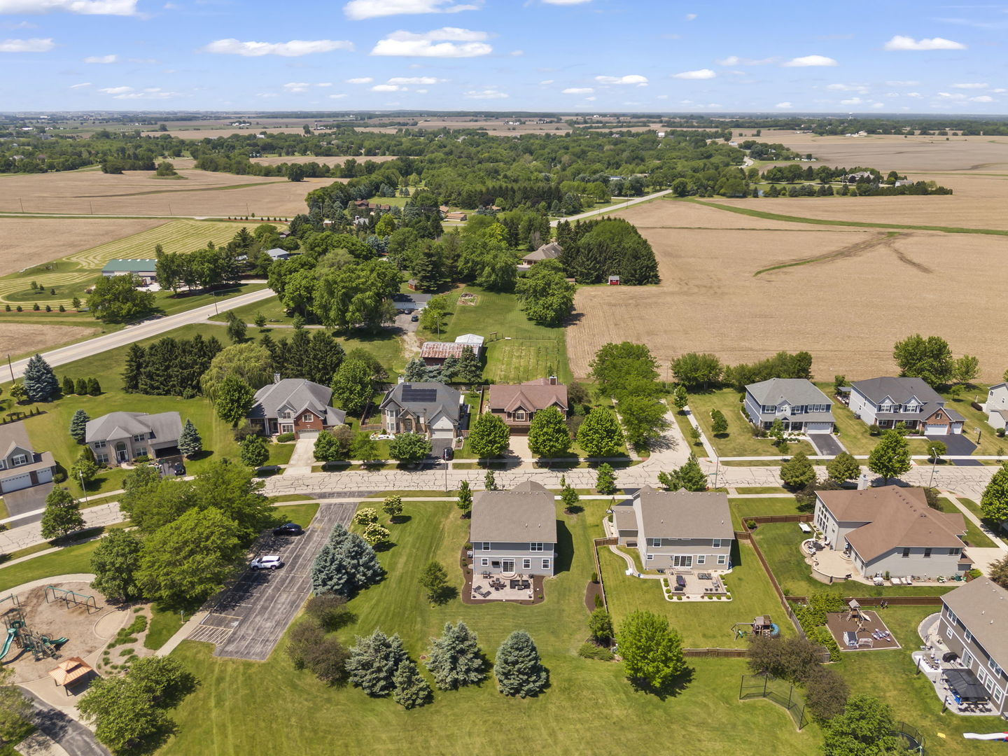 27008 Ashgate Crossing, Plainfield, IL 60585