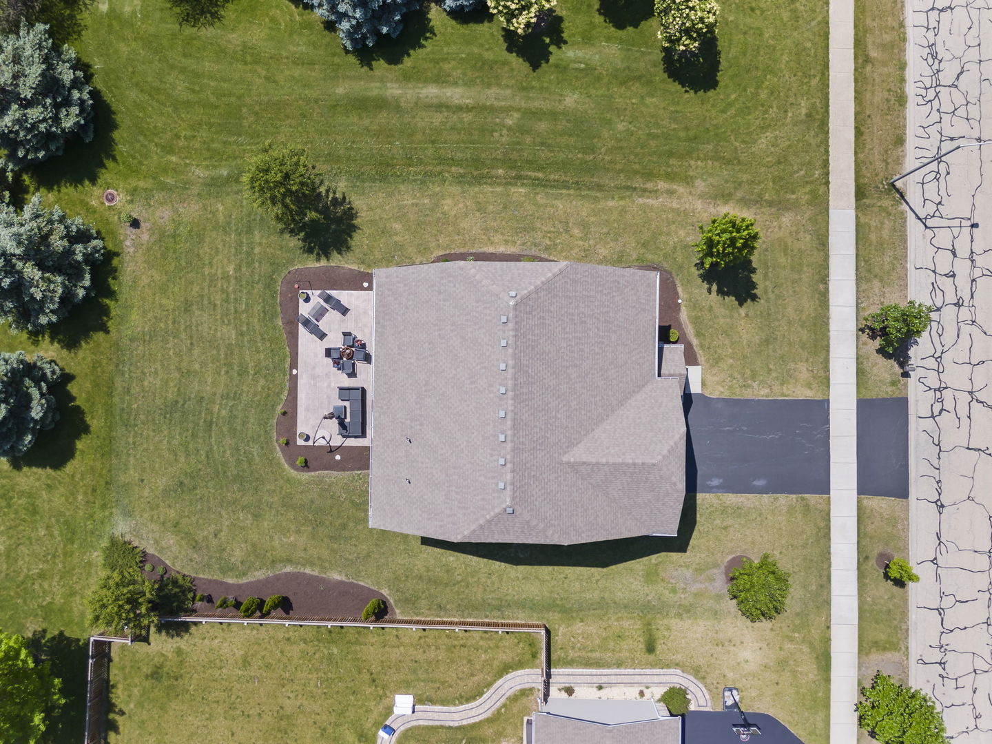 27008 Ashgate Crossing, Plainfield, IL 60585