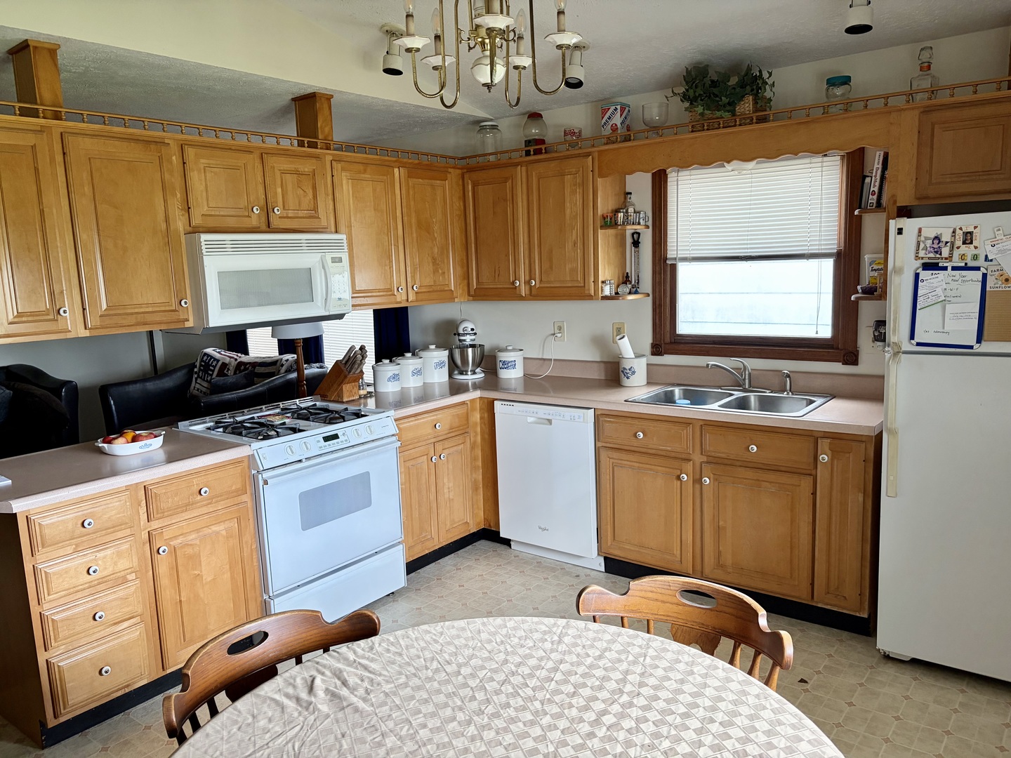 326 W Hight Street, Macon, IL 62544