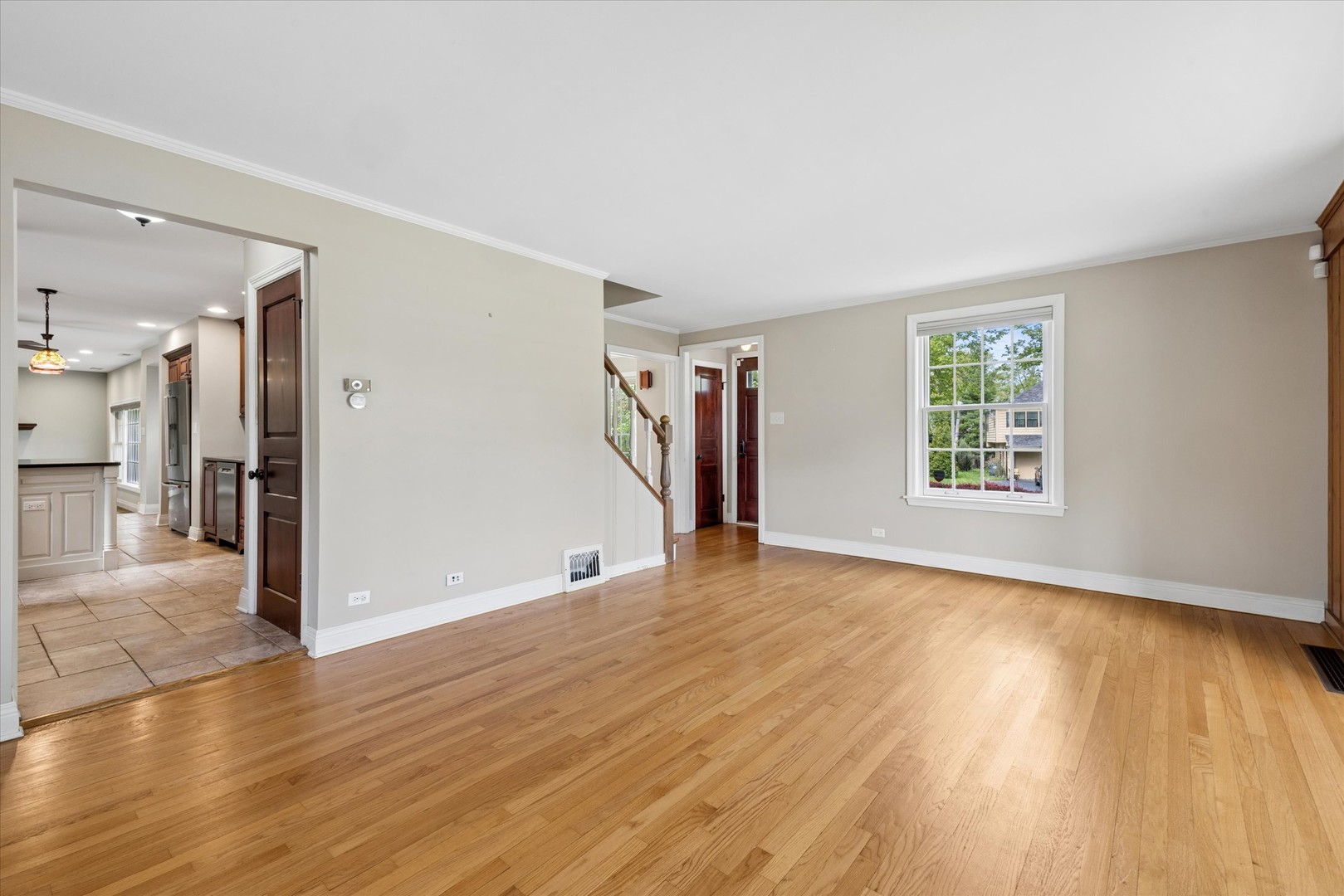 233 S Prospect Avenue, Clarendon Hills, IL 60514