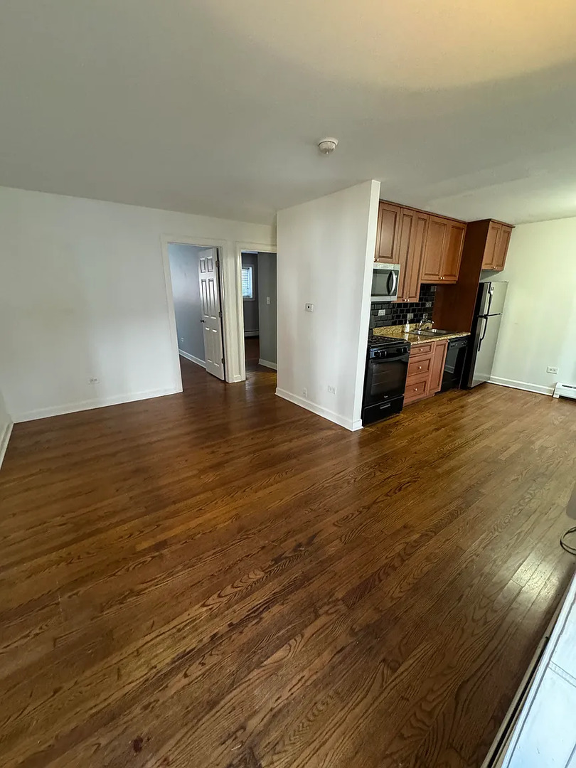 323 N Princeton Avenue #1, Villa Park, IL 60181