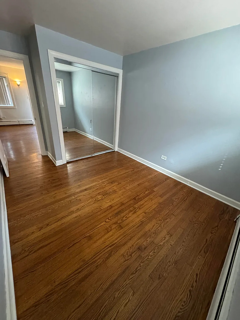 323 N Princeton Avenue #1, Villa Park, IL 60181