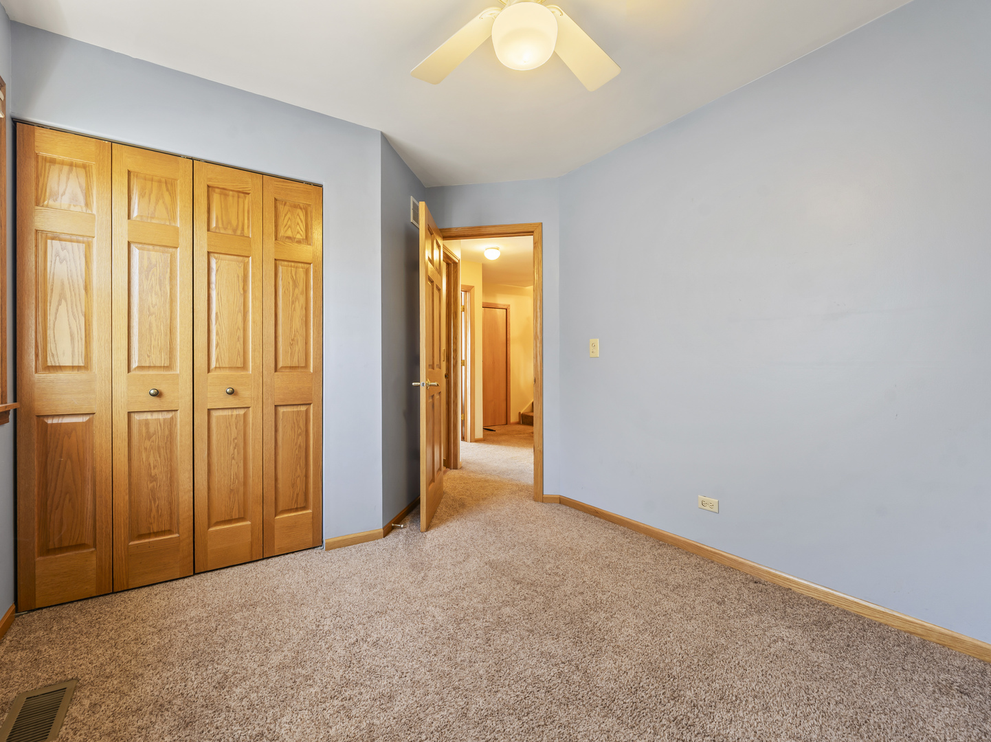 1432 Brahms Court, Bartlett, IL 60103