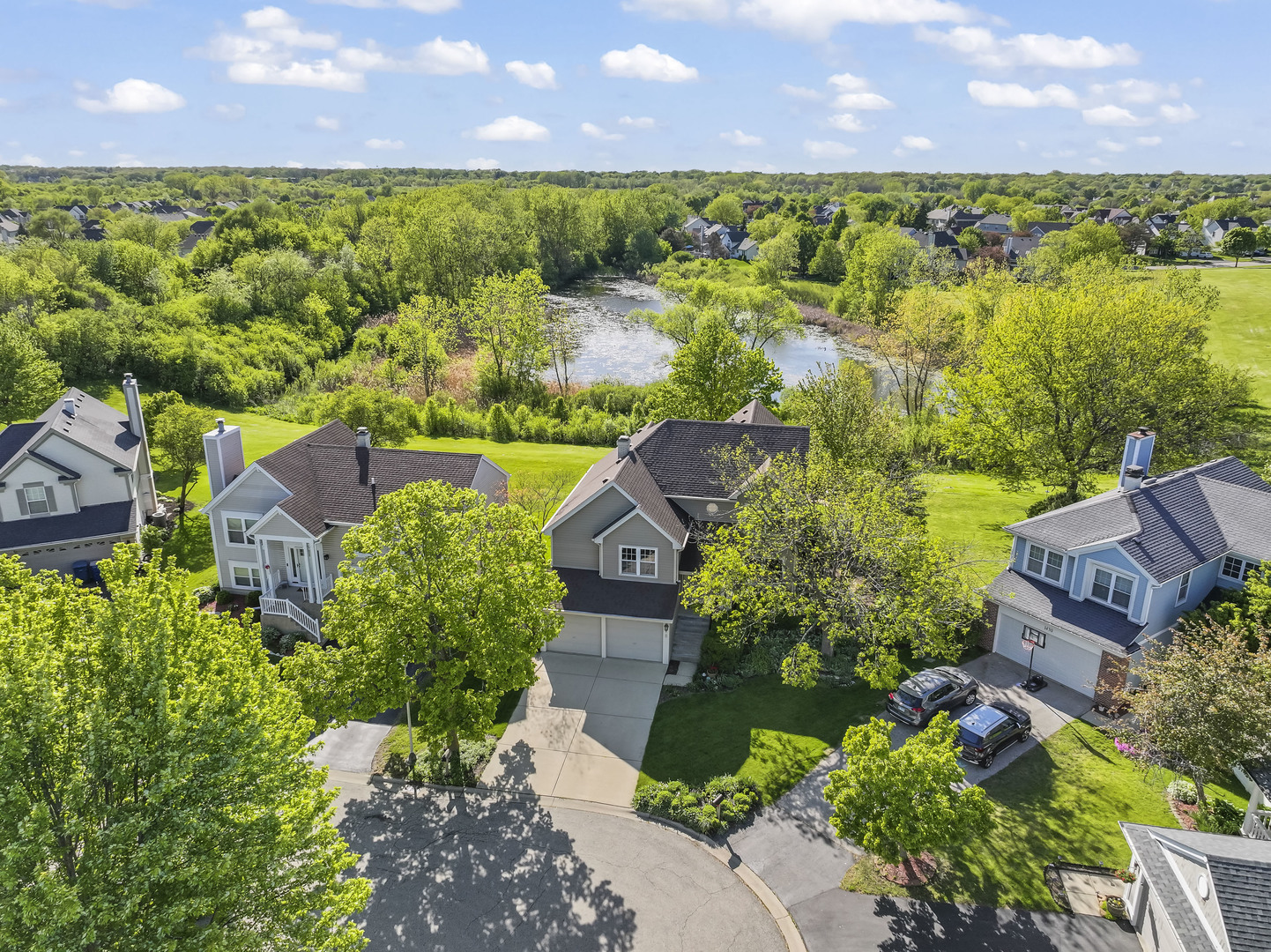 1432 Brahms Court, Bartlett, IL 60103