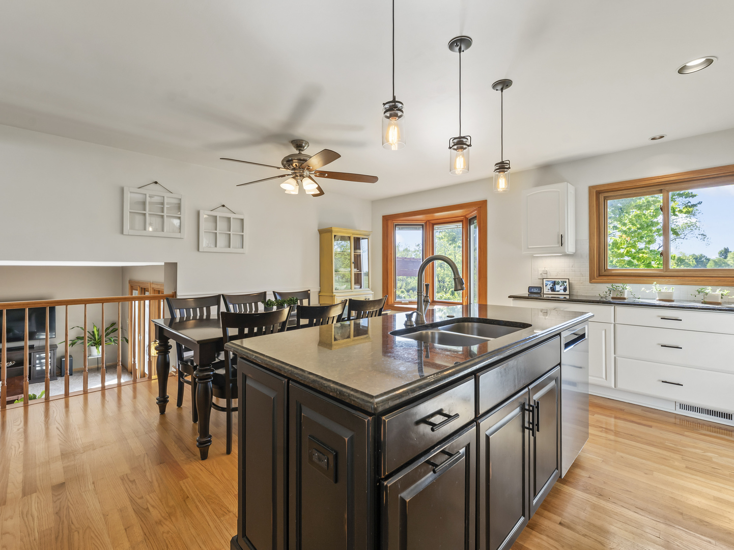 1432 Brahms Court, Bartlett, IL 60103