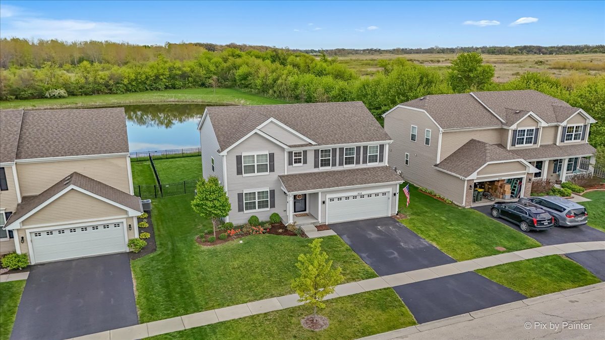 852 Wildwood Drive, Pingree Grove, IL 60140