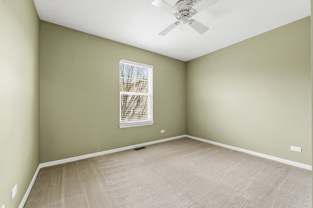 949 Indigo Court, Hanover Park, IL 60133