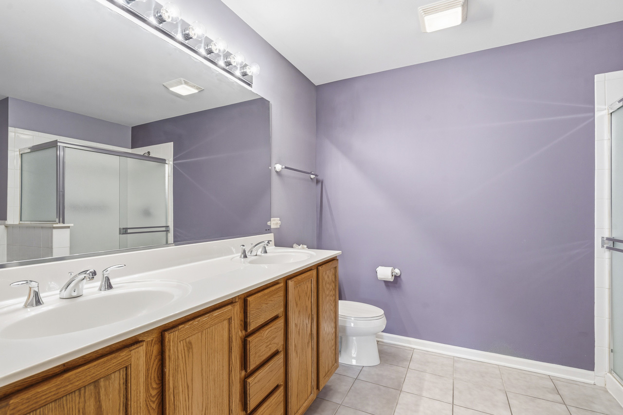 949 Indigo Court, Hanover Park, IL 60133