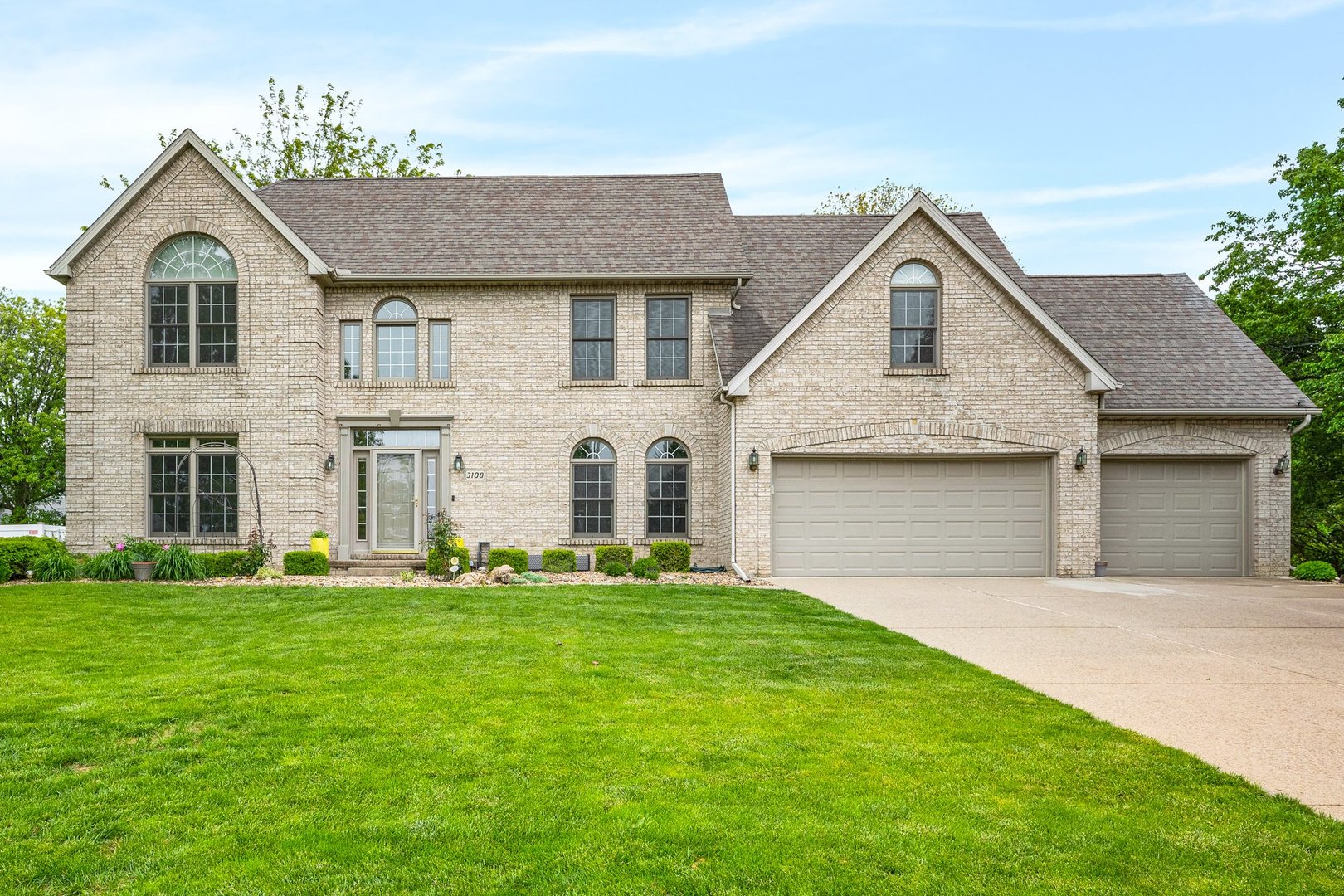 3108 Rusty Lane, Bloomington, IL 61704