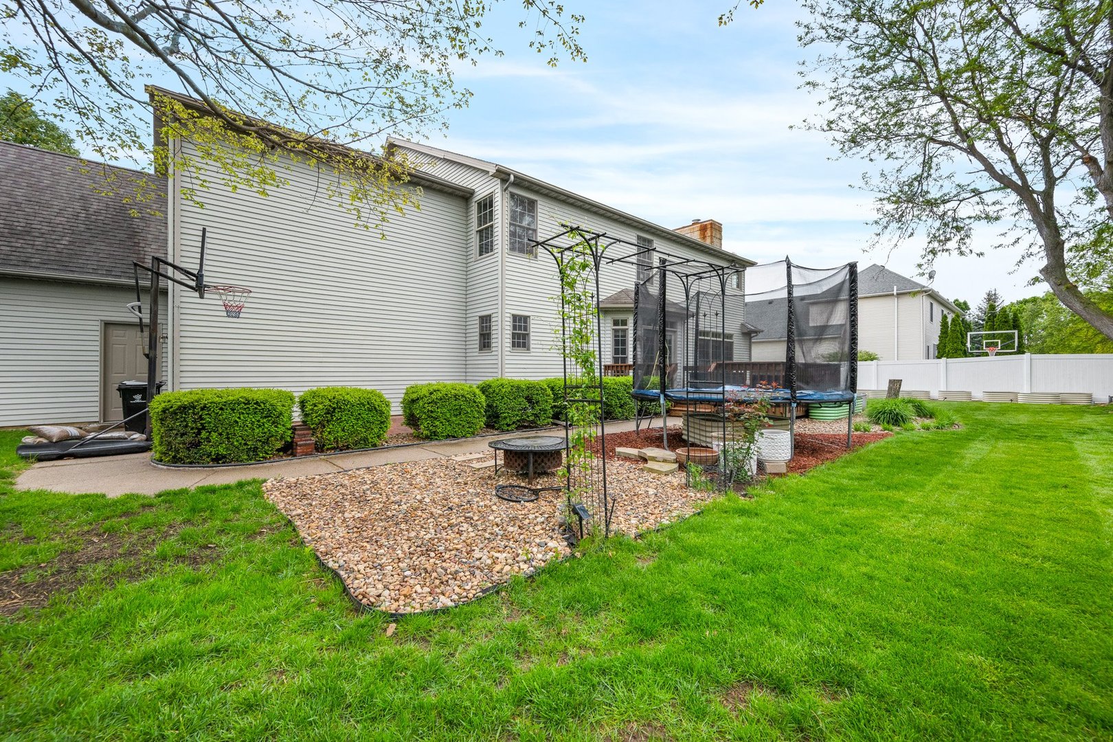 3108 Rusty Lane, Bloomington, IL 61704