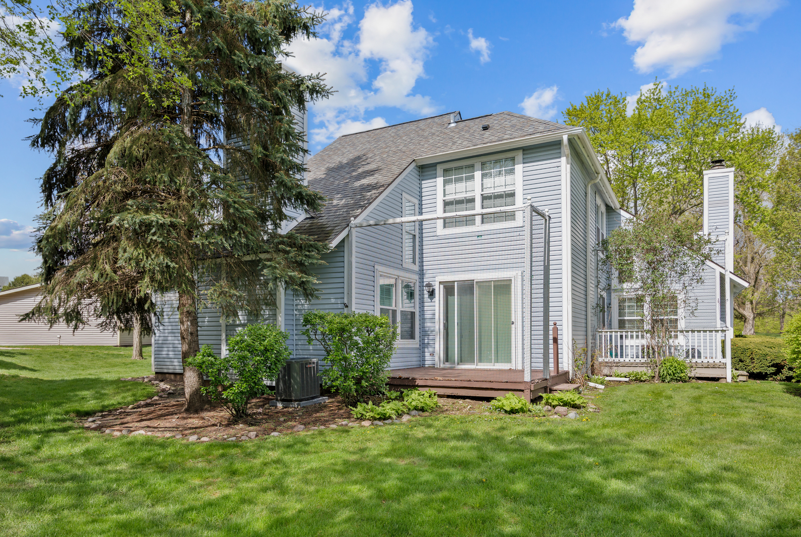 939 Chase Court, Gurnee, IL 60031