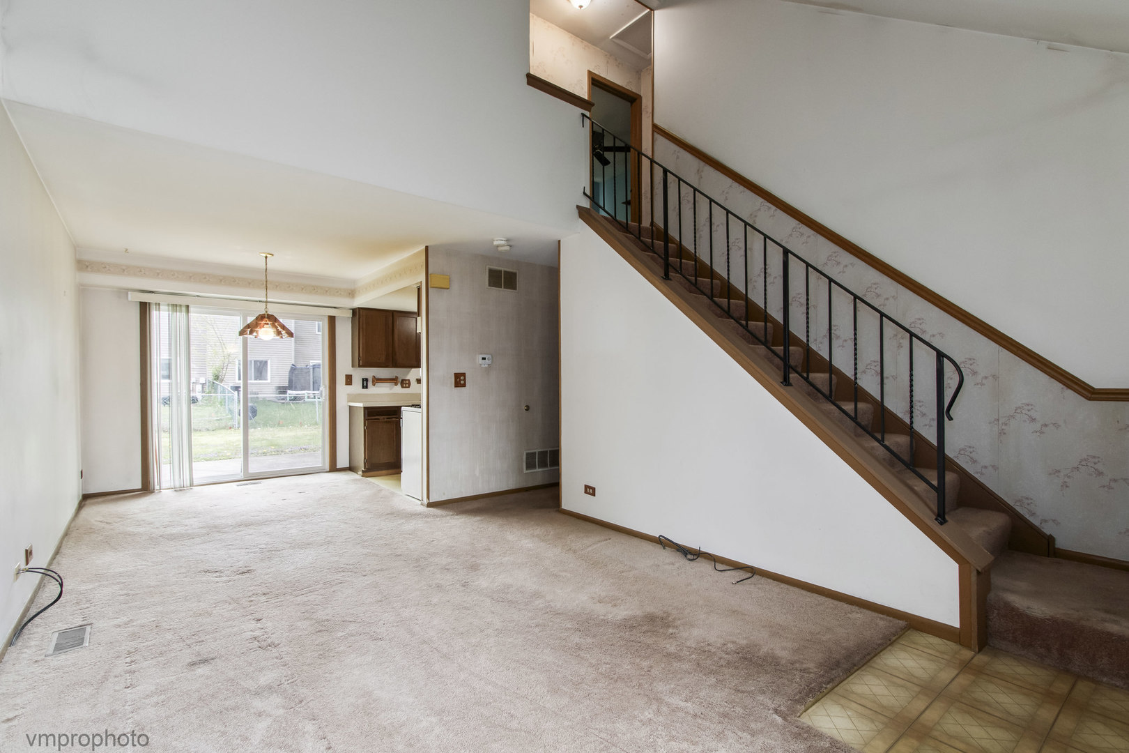 1774 Goddard Lane, Hanover Park, IL 60133