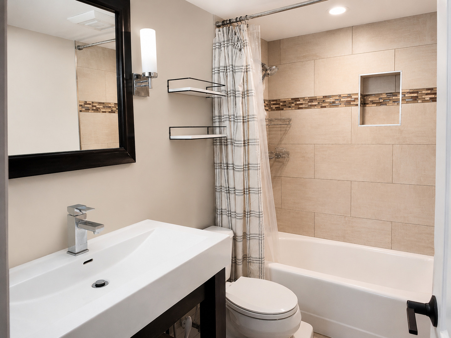 4450 W 111th Street #22, Oak Lawn, IL 60453
