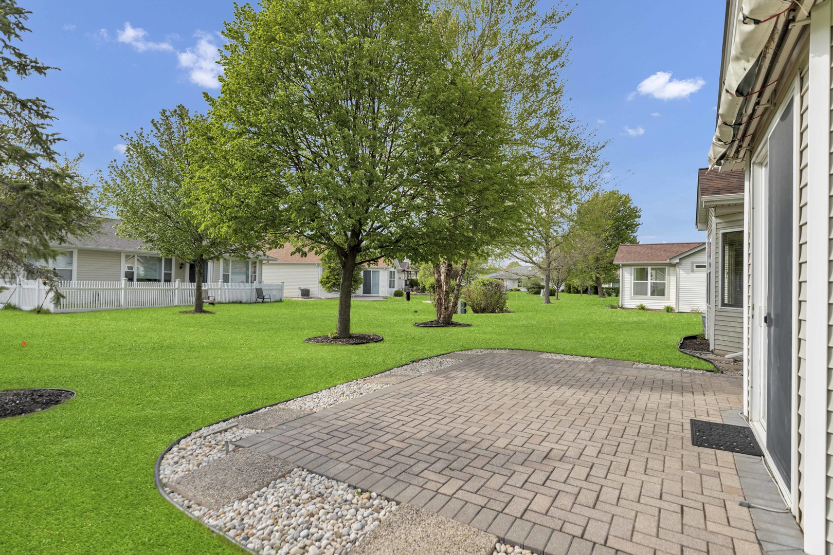 11667 Stonewater Crossing, Huntley, IL 60142