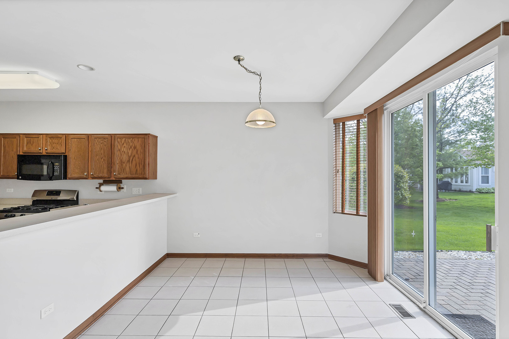 11667 Stonewater Crossing, Huntley, IL 60142