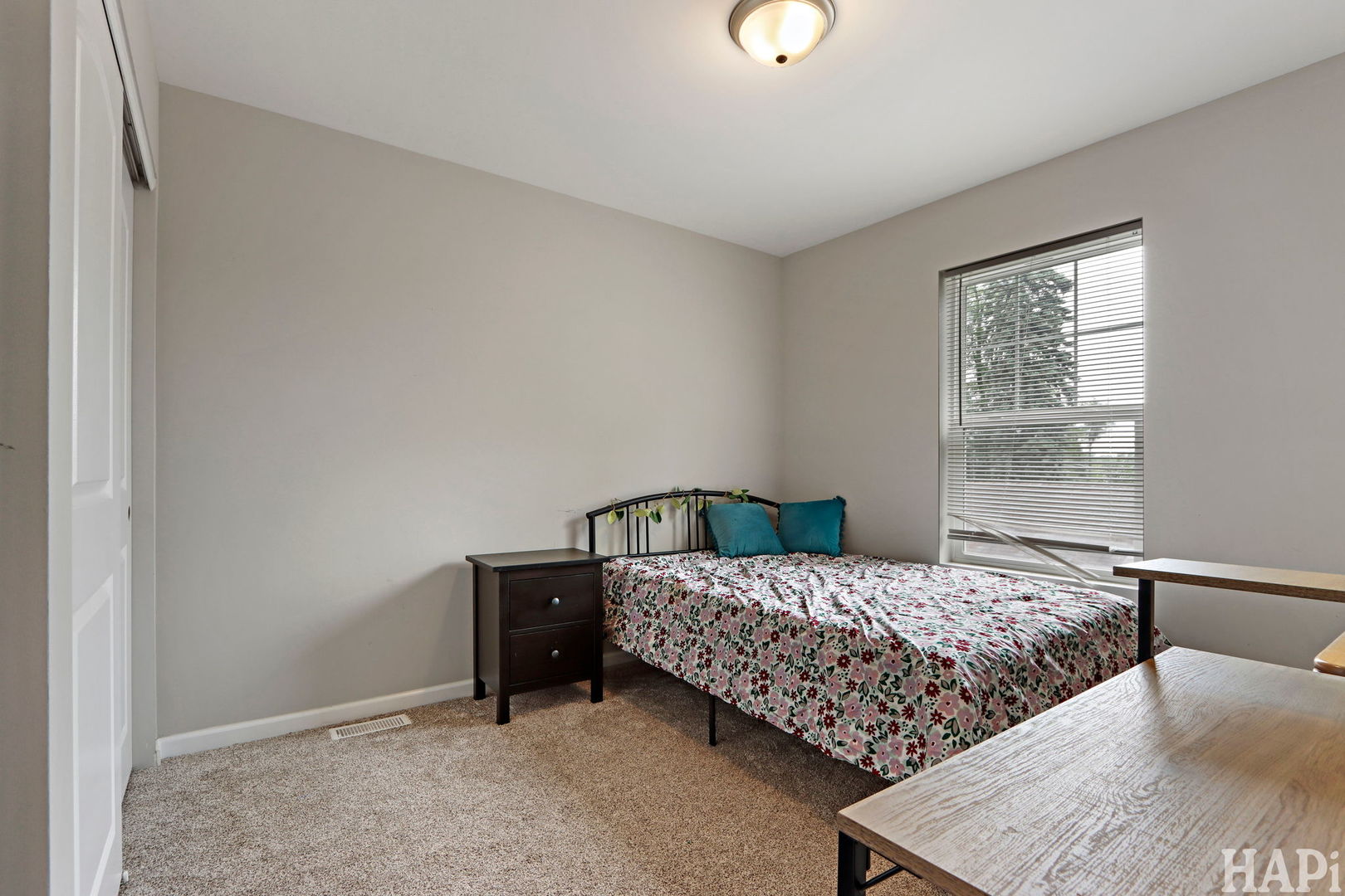 16 Elm Avenue, Fox Lake, IL 60020