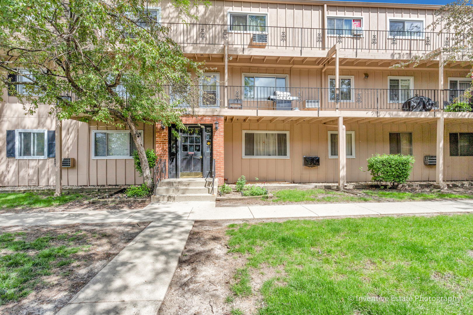 2506 Algonquin Road #18, Rolling Meadows, IL 60008