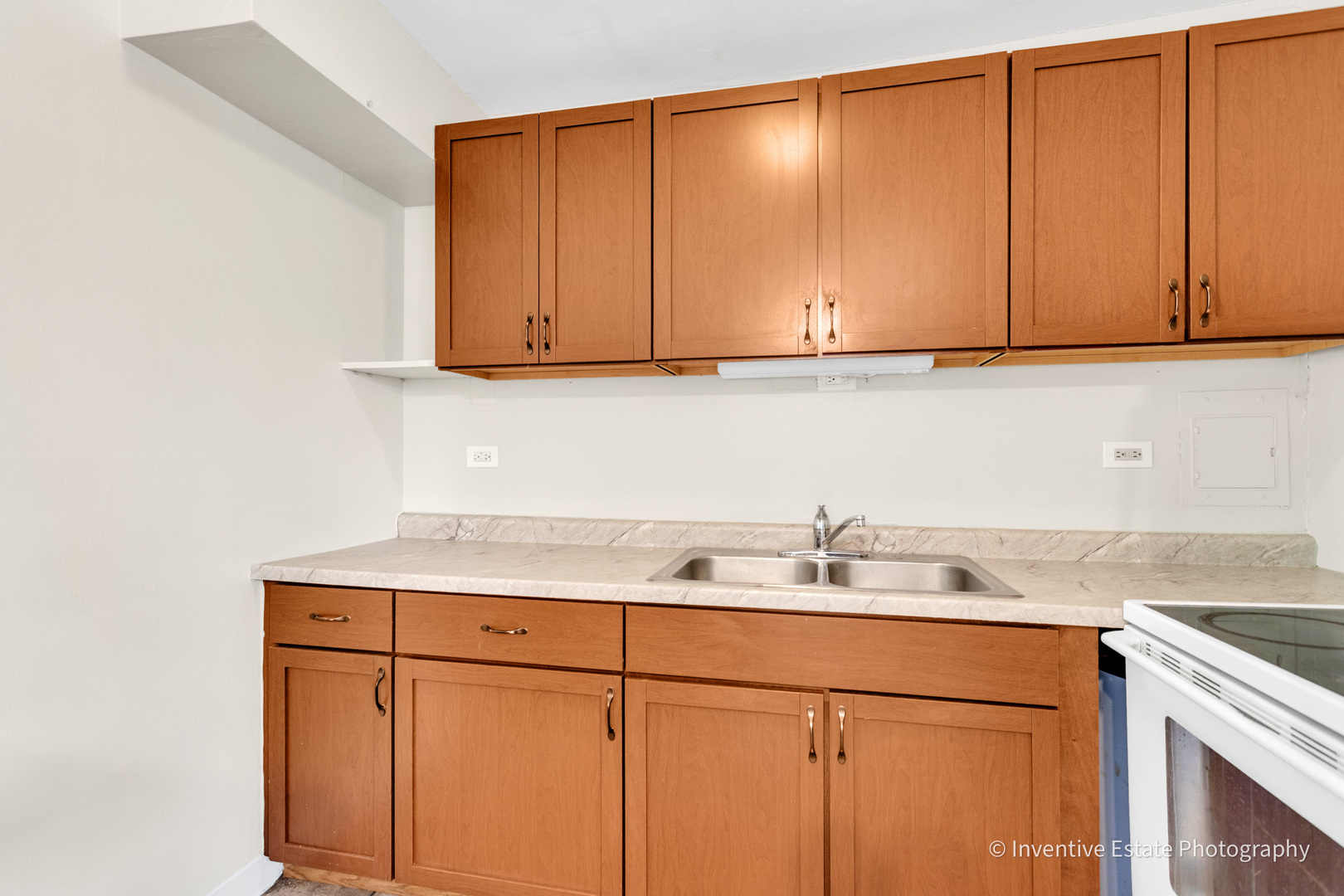 2506 Algonquin Road #18, Rolling Meadows, IL 60008