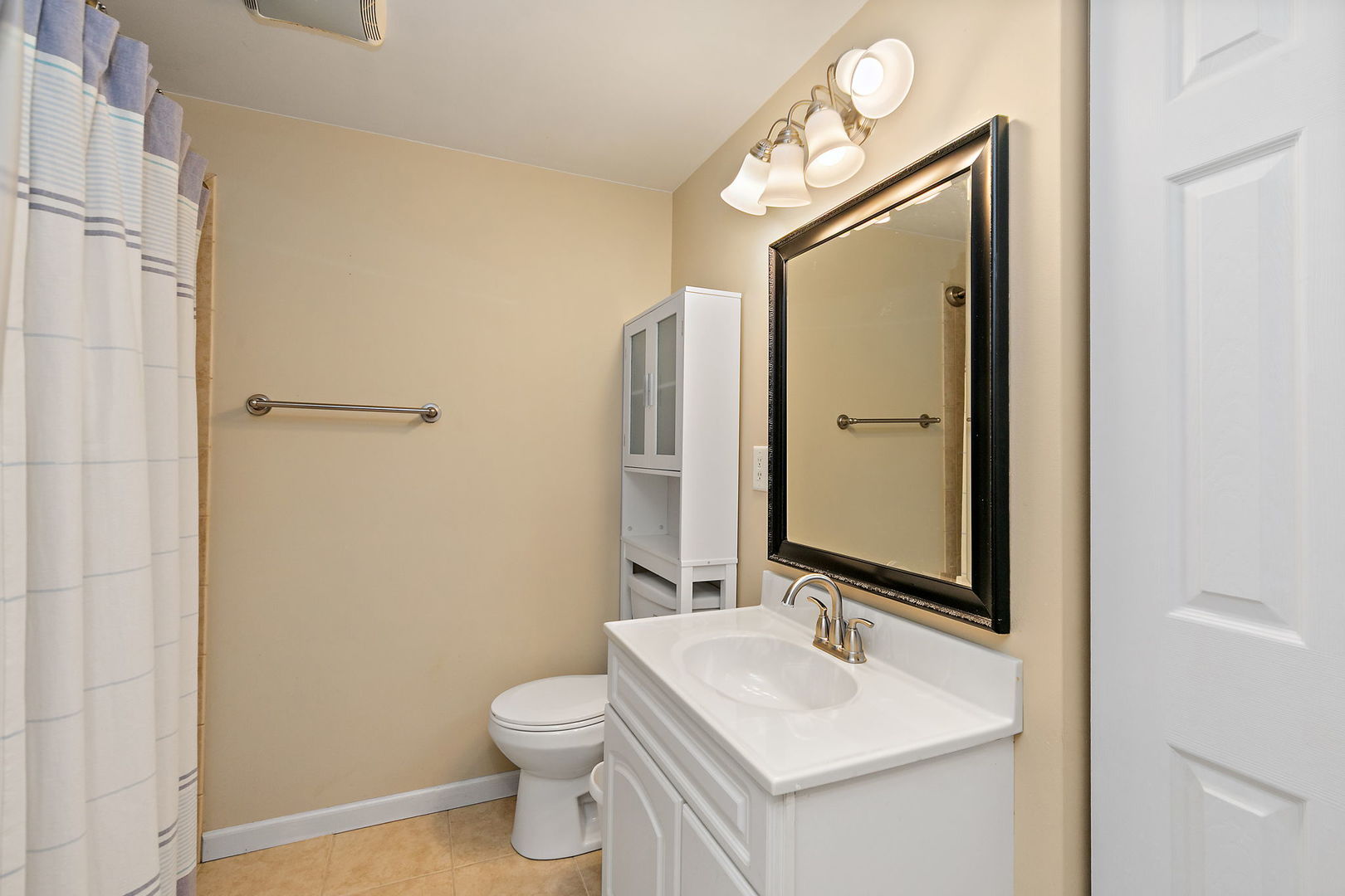 10665 Painted Desert Court, Huntley, IL 60142