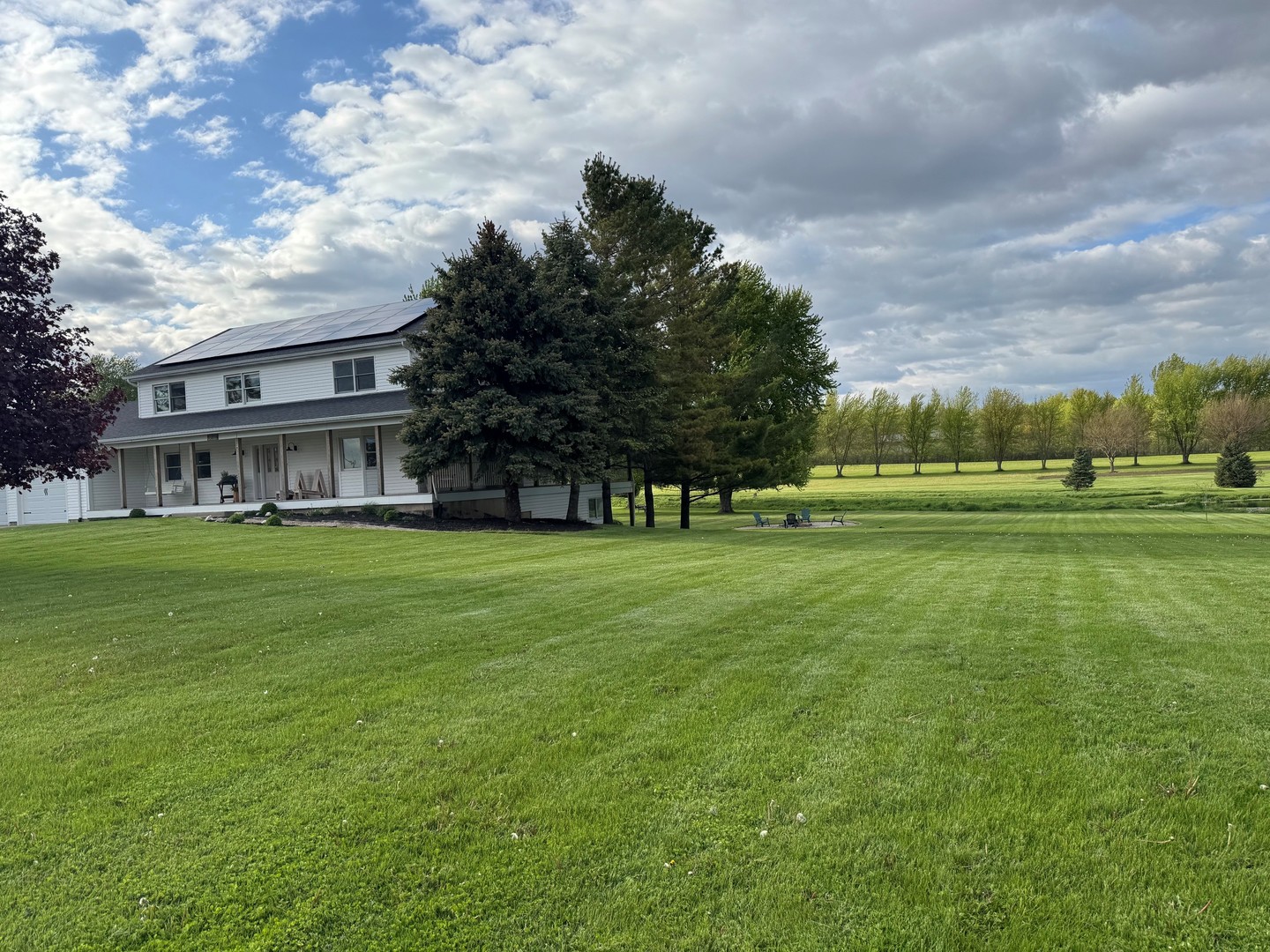 13818 Thayer Road, Hebron, IL 60034