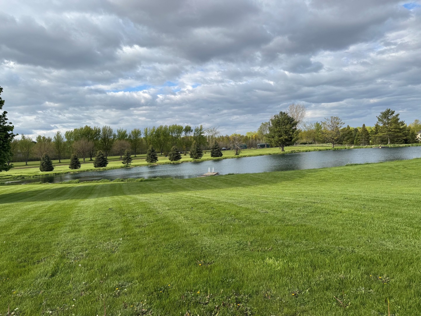 13818 Thayer Road, Hebron, IL 60034