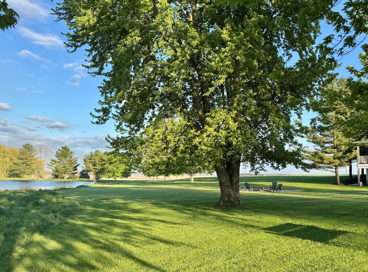 13818 Thayer Road, Hebron, IL 60034