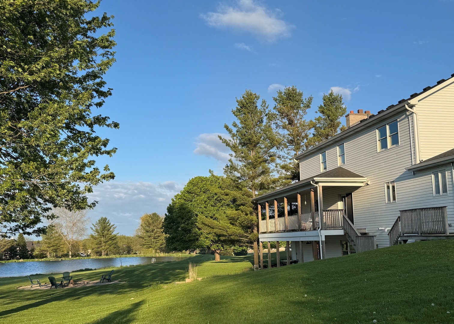 13818 Thayer Road, Hebron, IL 60034