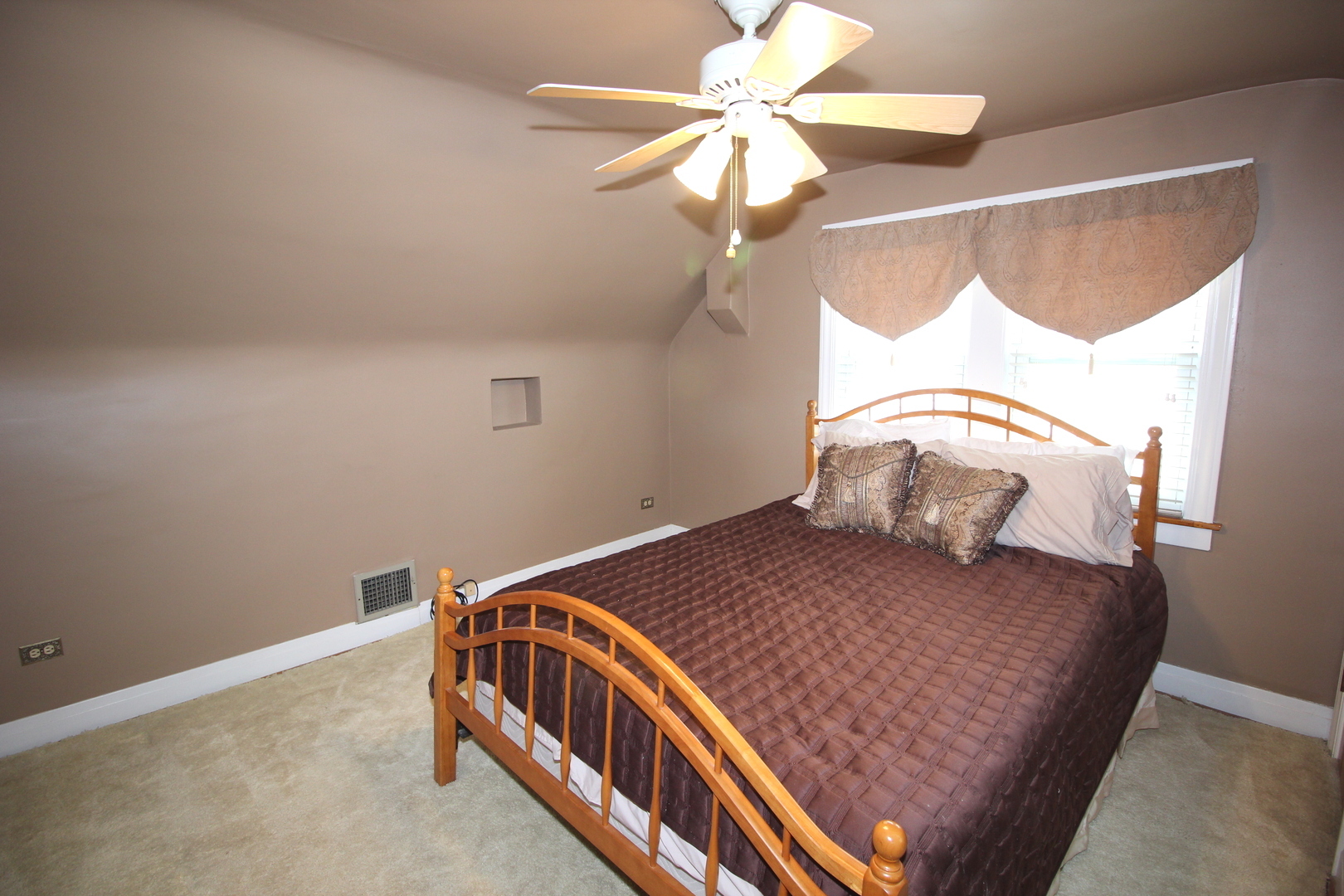 10837 S Trumbull Avenue, Chicago, IL 60655