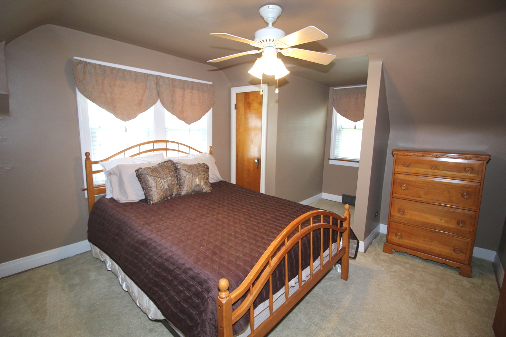 10837 S Trumbull Avenue, Chicago, IL 60655