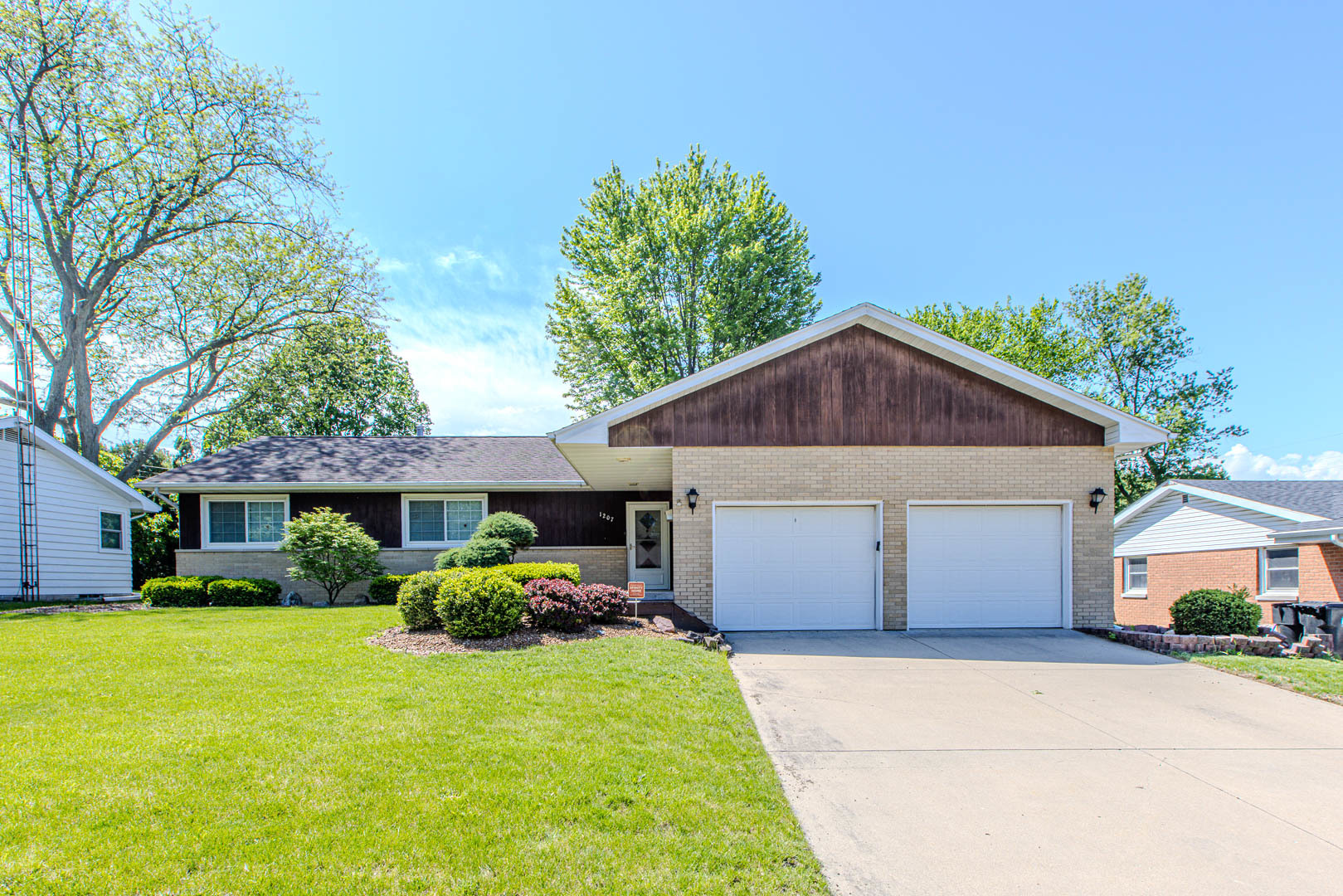 1207 Russell Street, Normal, IL 61761