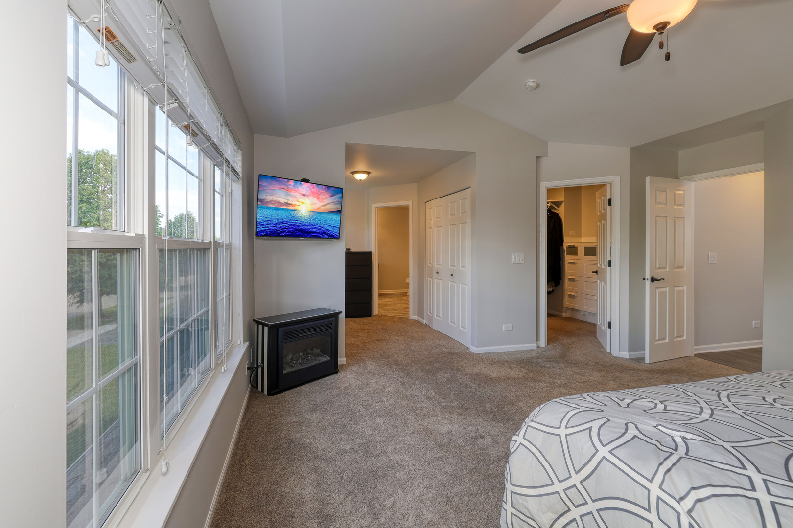 11815 Niagra Lane, Huntley, IL 60142
