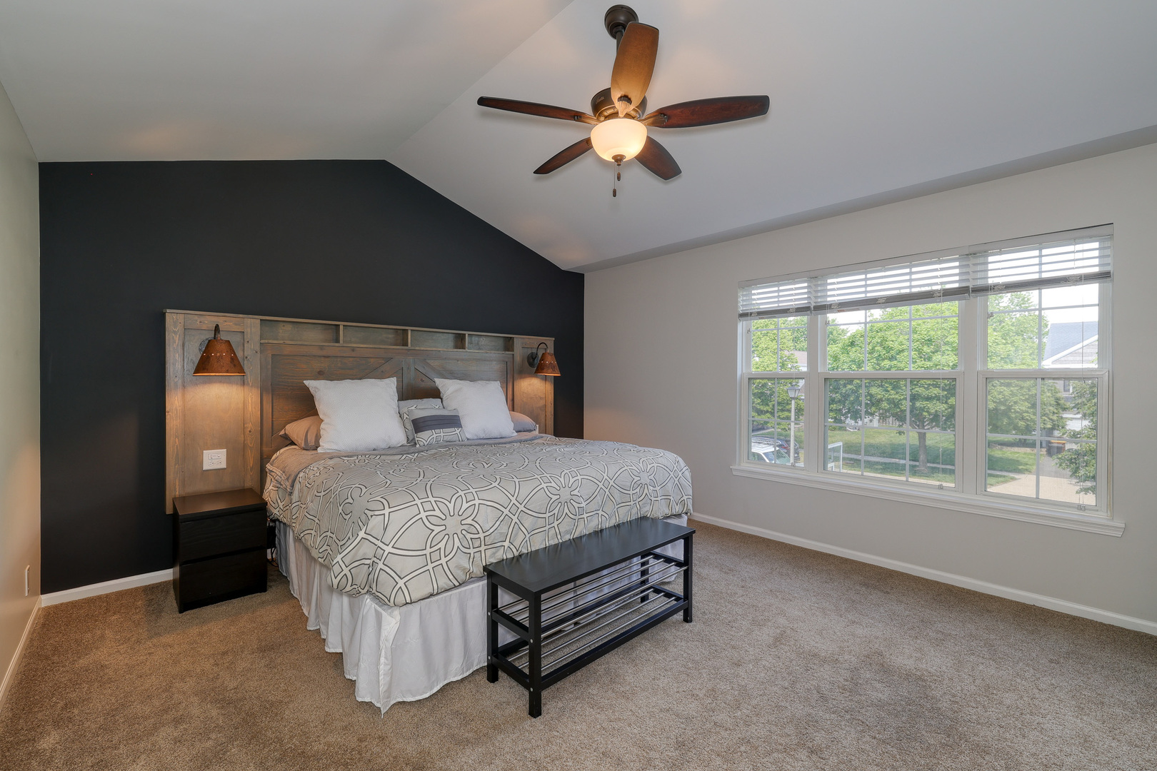11815 Niagra Lane, Huntley, IL 60142