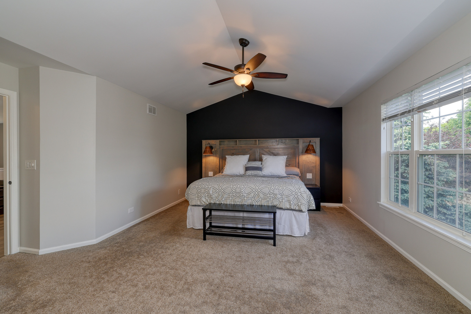 11815 Niagra Lane, Huntley, IL 60142
