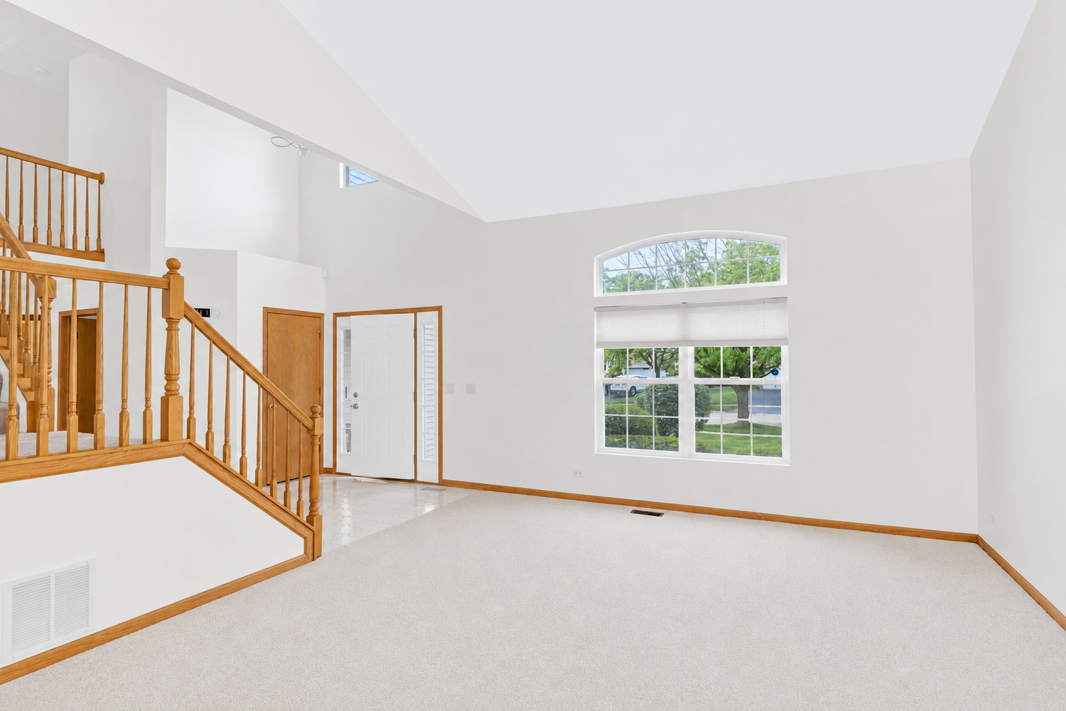 360 Thomas Drive, West Chicago, IL 60185