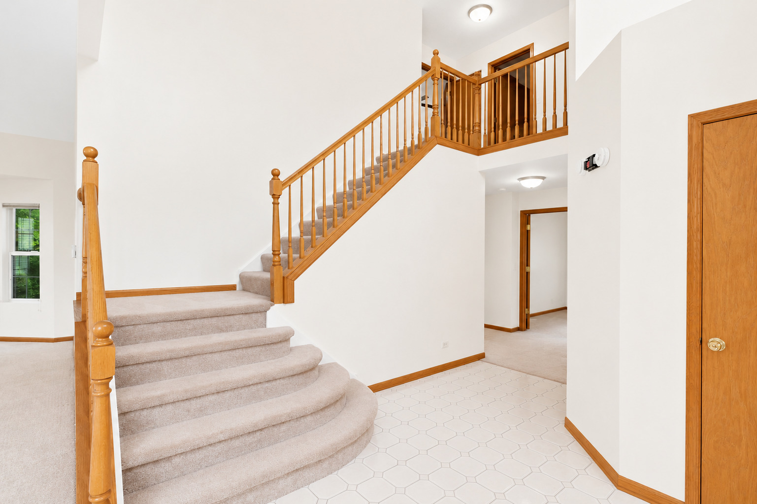 360 Thomas Drive, West Chicago, IL 60185