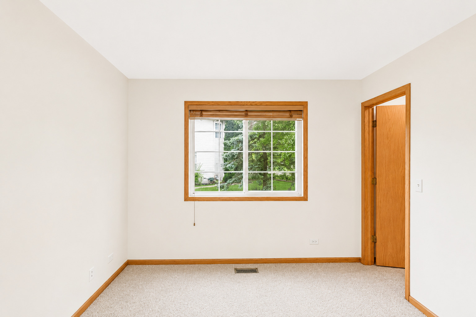 360 Thomas Drive, West Chicago, IL 60185