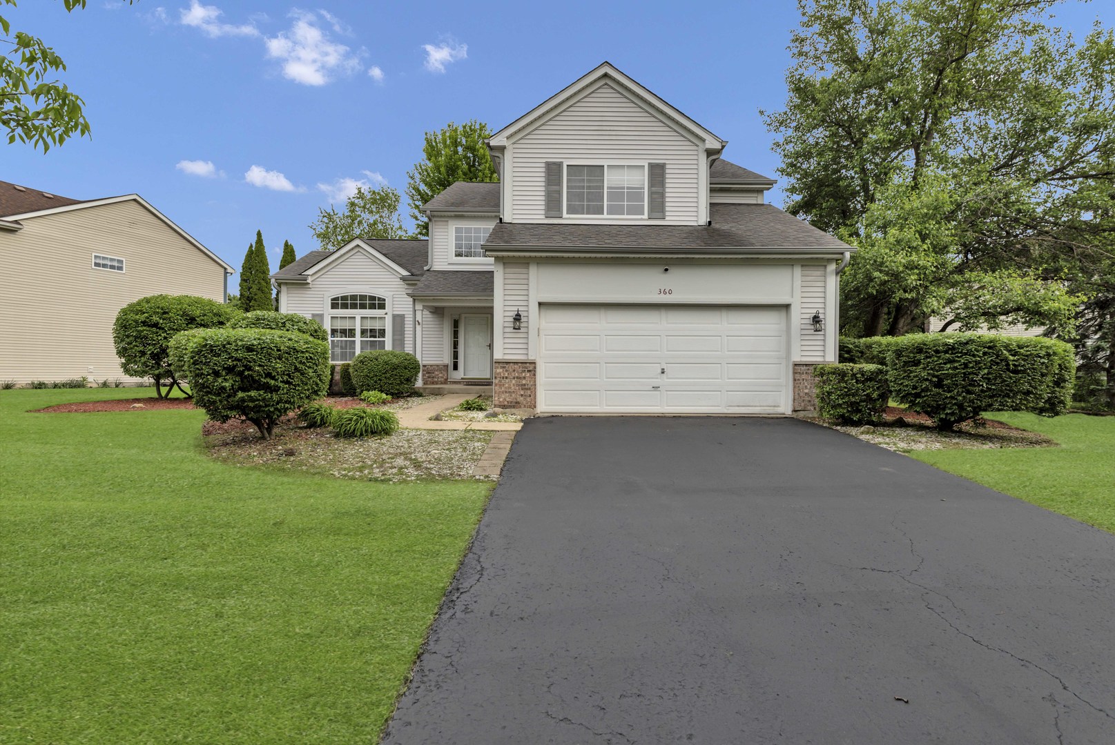 360 Thomas Drive, West Chicago, IL 60185