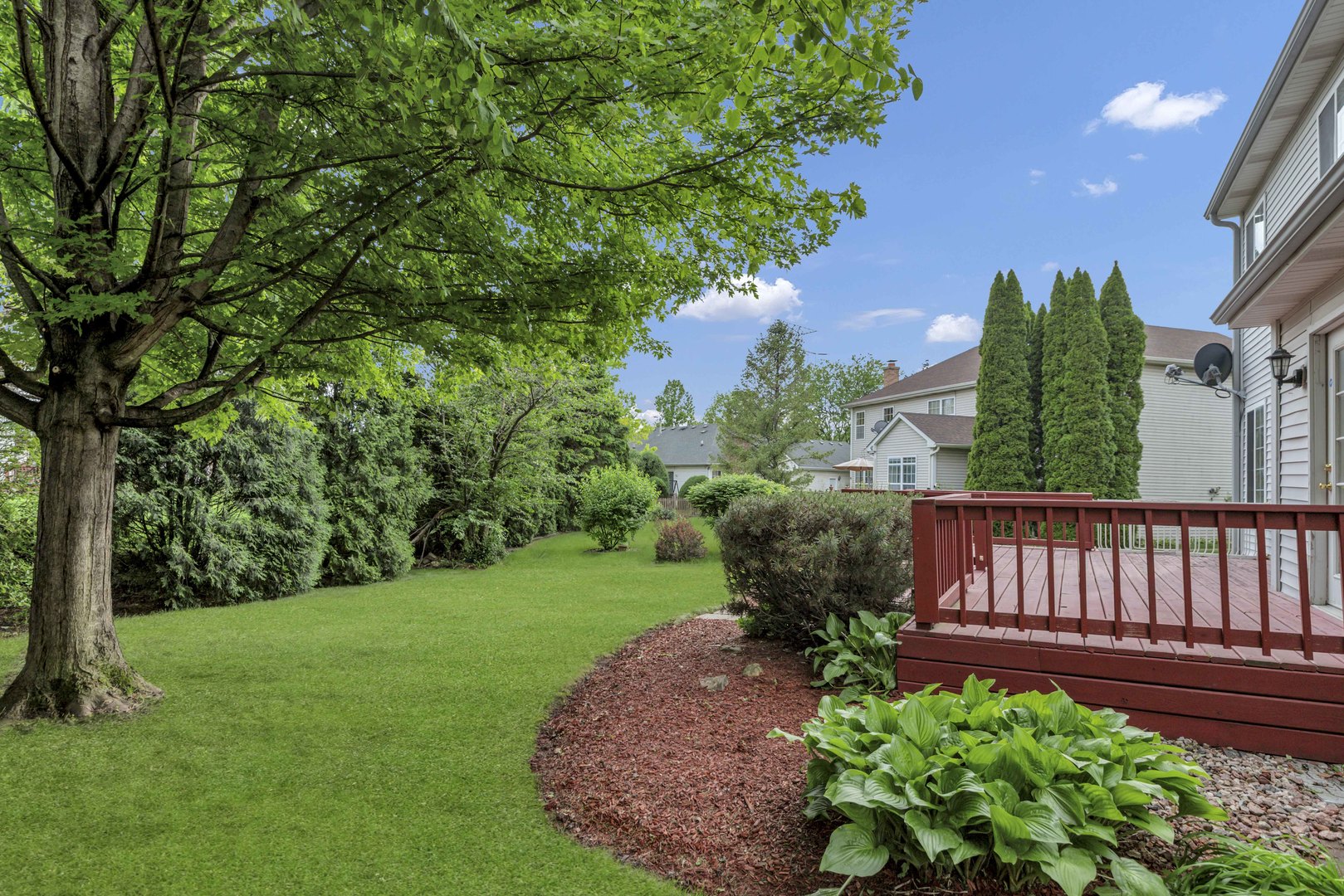 360 Thomas Drive, West Chicago, IL 60185