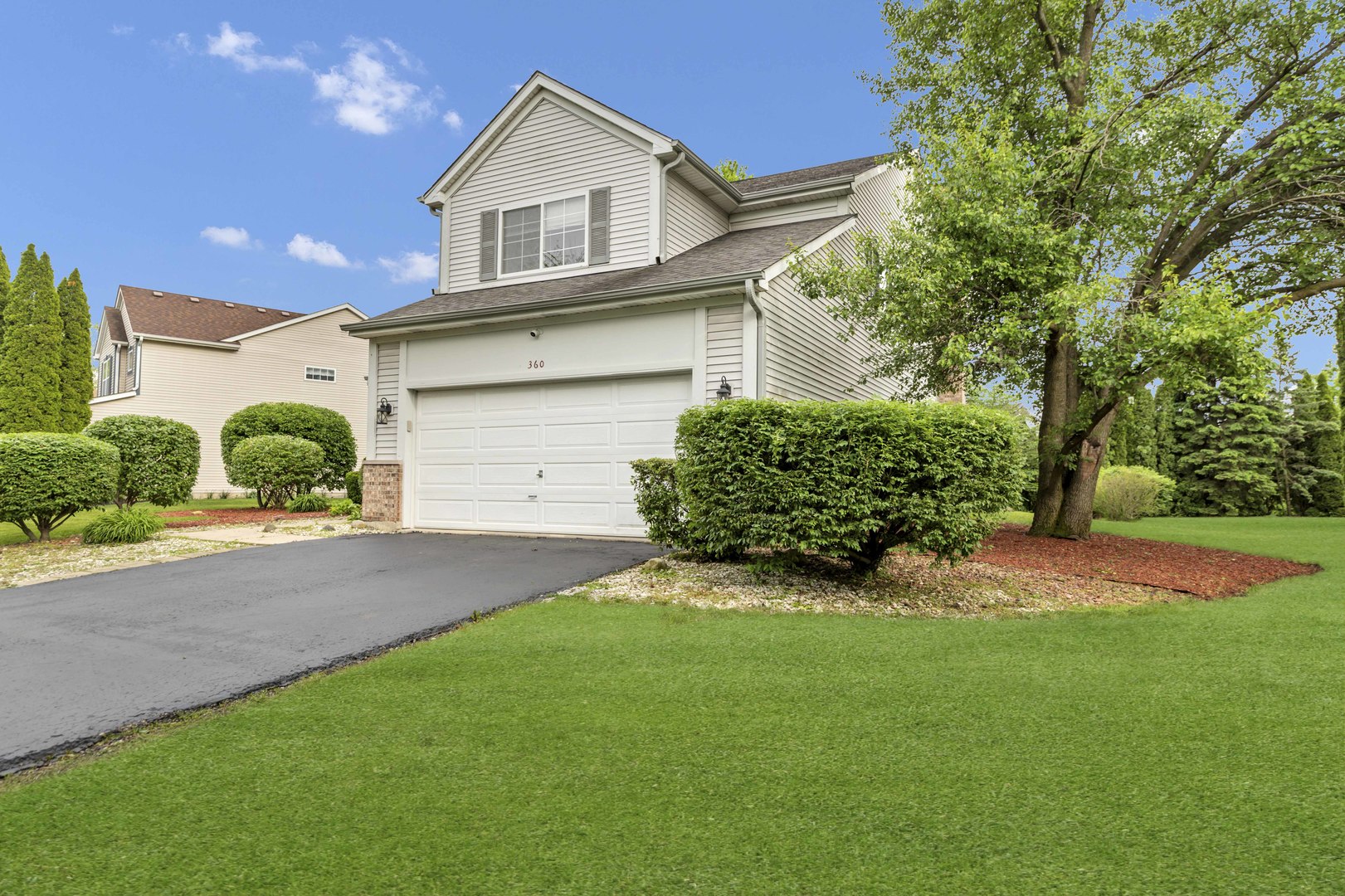 360 Thomas Drive, West Chicago, IL 60185
