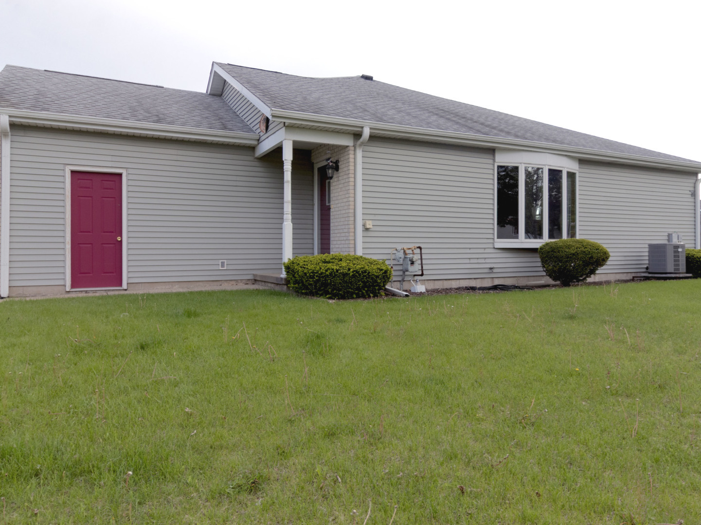 607 Flanagan Drive #B, Minooka, IL 60447