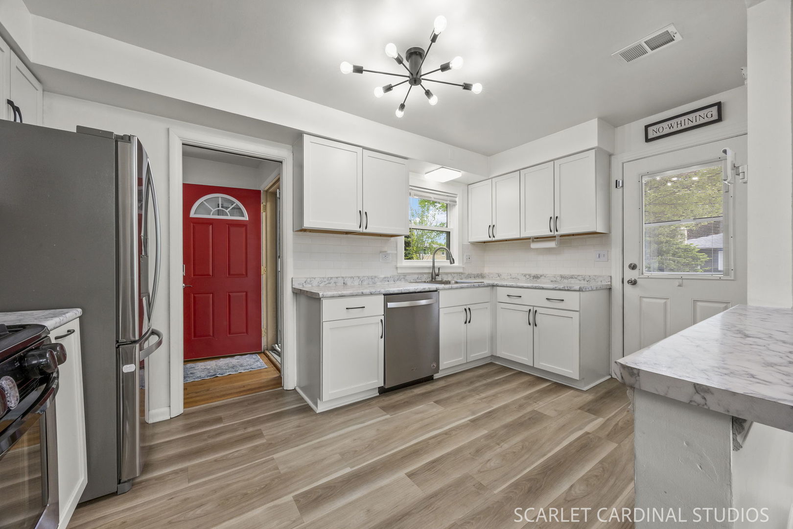 326 S Chase Avenue, Lombard, IL 60148